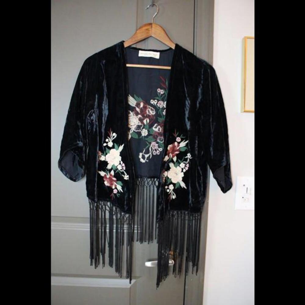 Abercrombie & Fitch Velvet Kimono – RARE Luxe Boho Statement Piece
